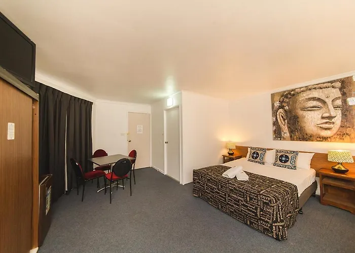 Hampton Villa Motel
