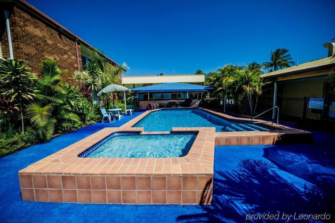 Hampton 3*